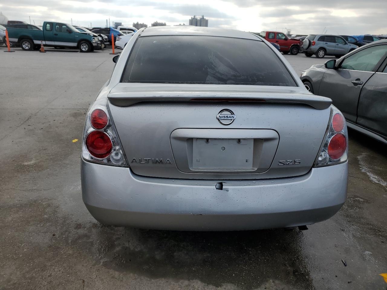 2005 Nissan Altima - Image 6