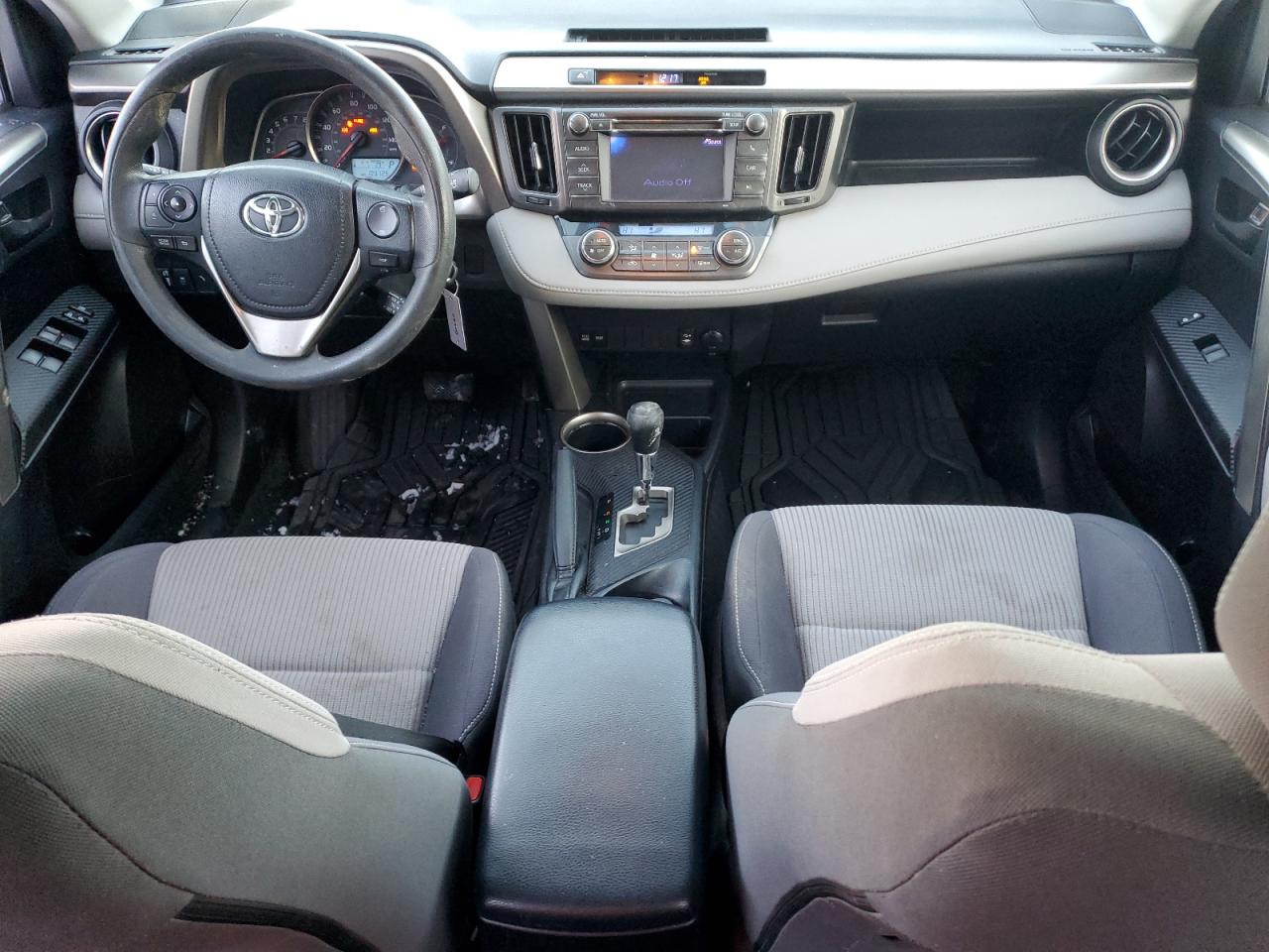 2013 Toyota RAV 4 - Image 8