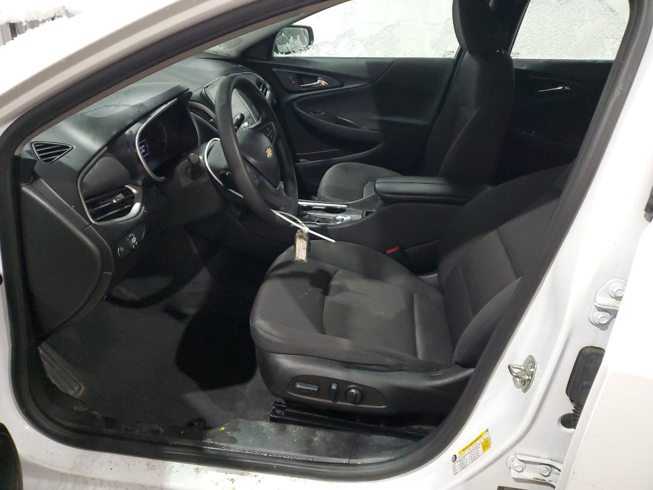 2022 Chevrolet Malibu - Image 7