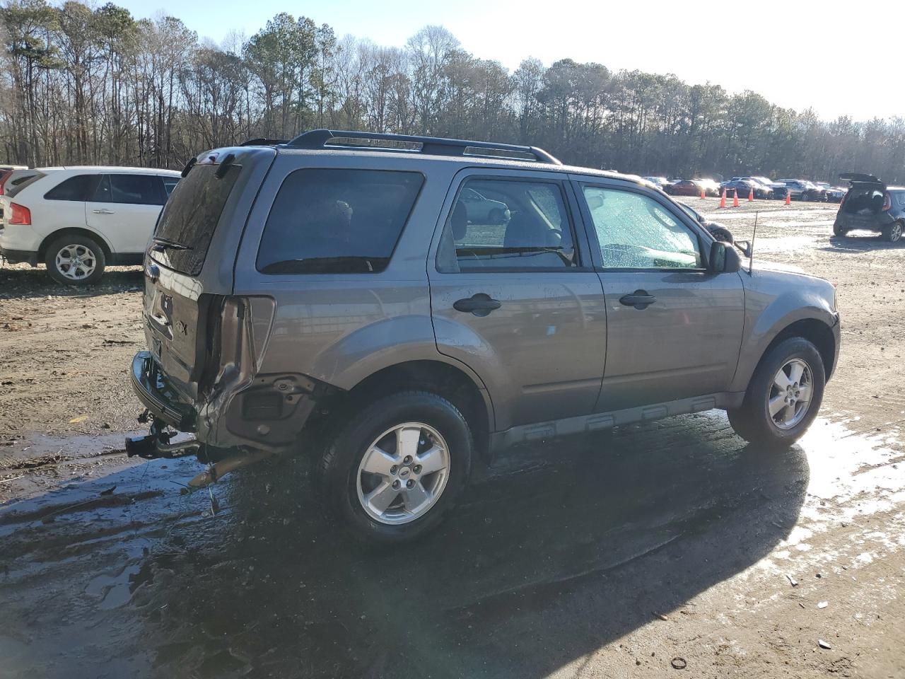 2012 Ford Escape - Image 3