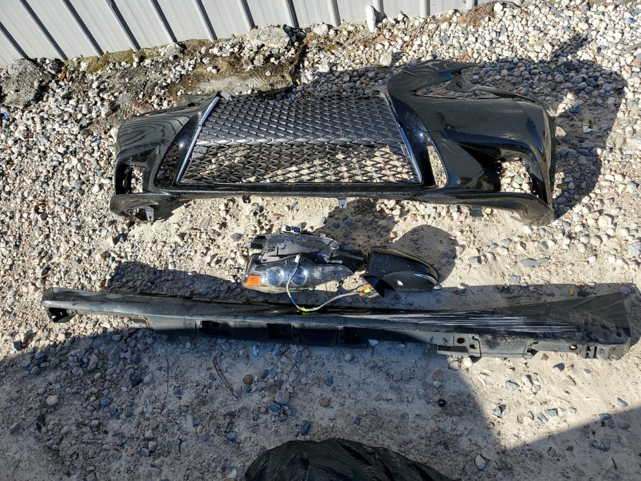 2015 Lexus IS - Image 12