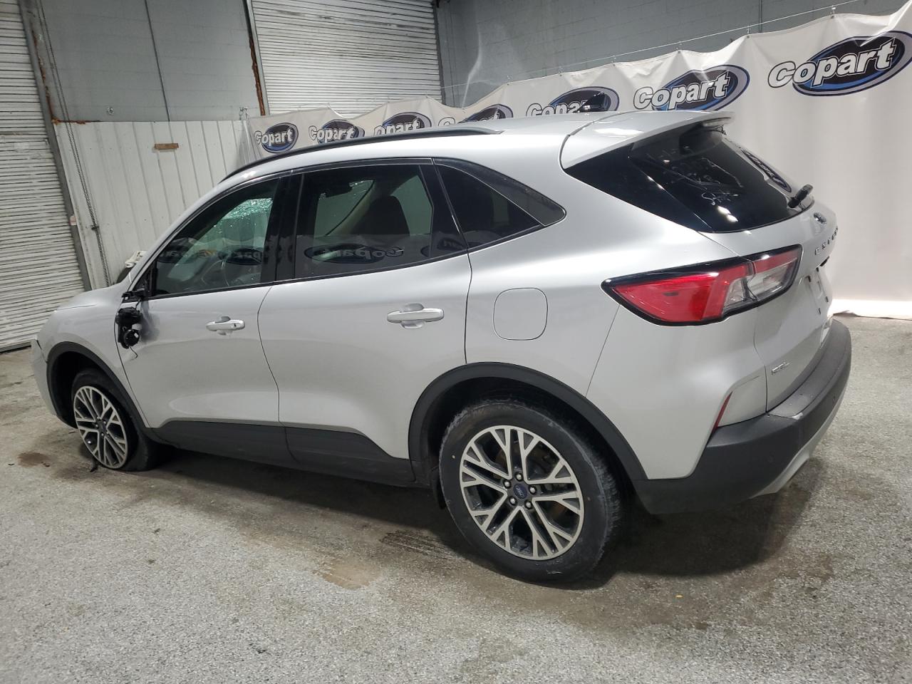2020 Ford Escape - Image 2