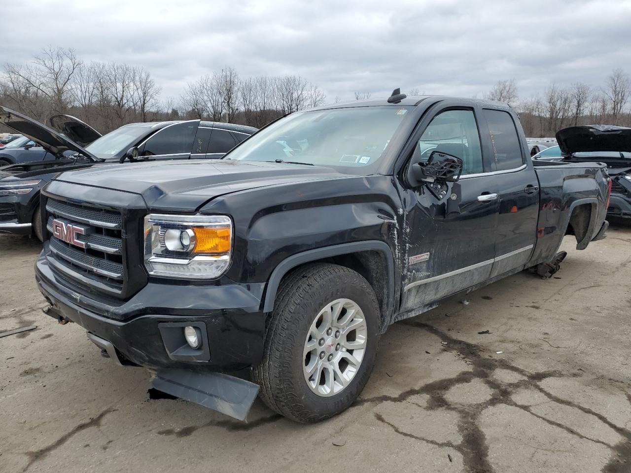 2015 GMC Sierra - Image 1