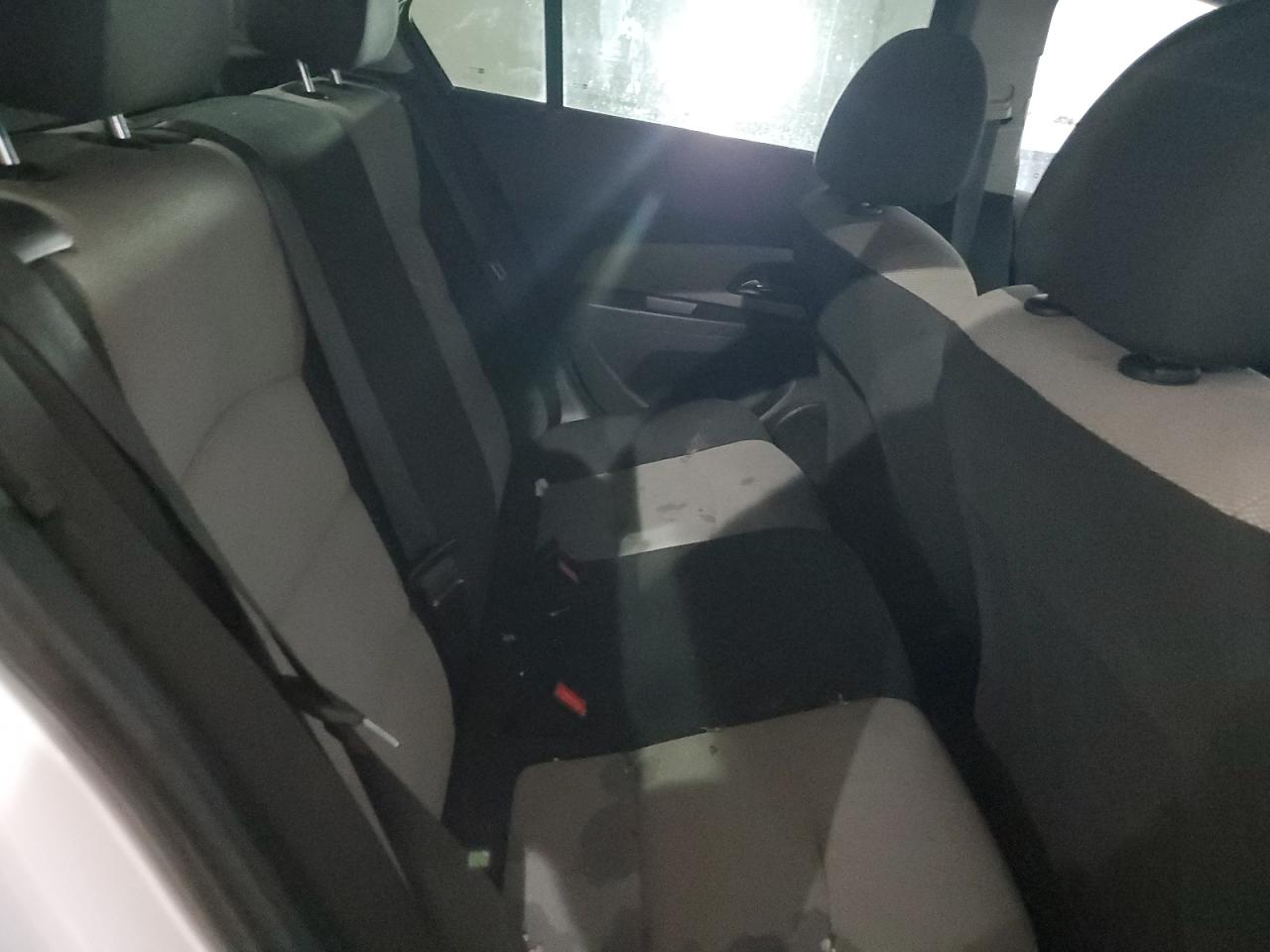 2015 Chevrolet Cruze - Image 10