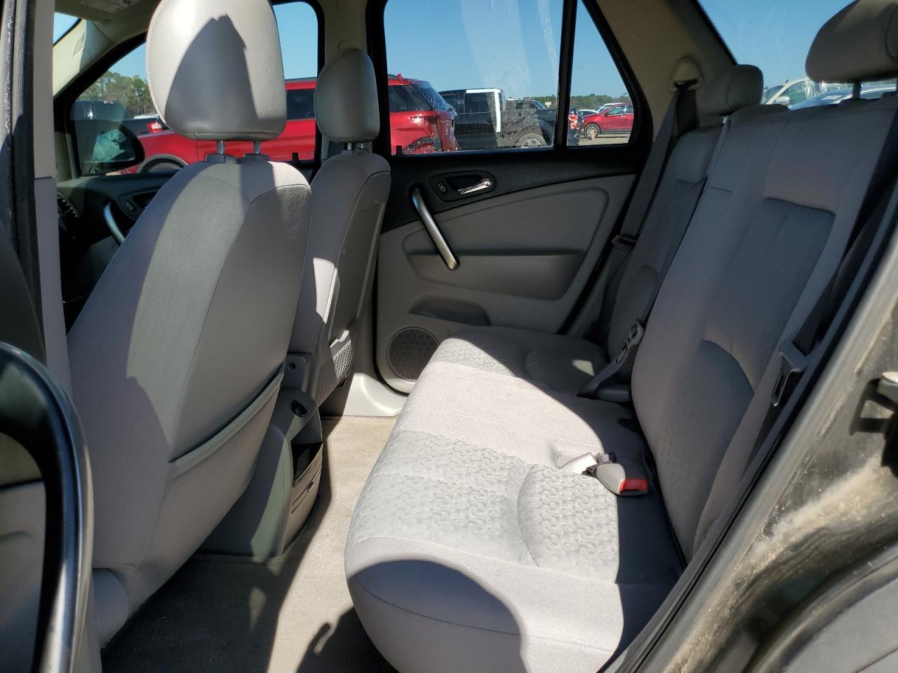 2007 Saturn VUE - Image 10