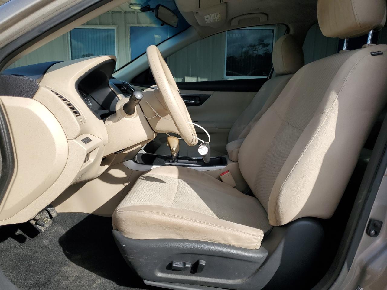 2015 Nissan Altima - Image 7