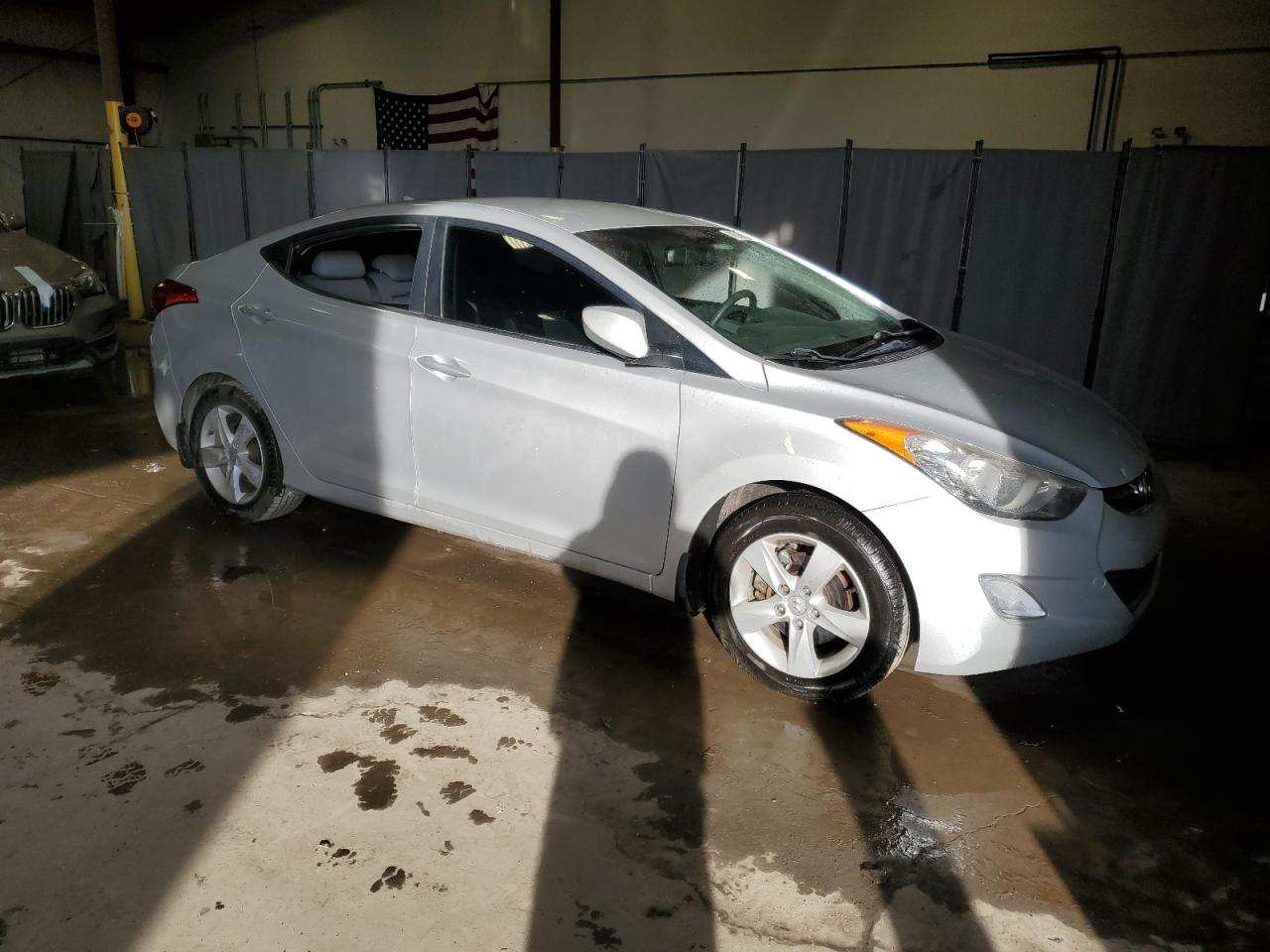 2012 Hyundai Elantra - Image 4