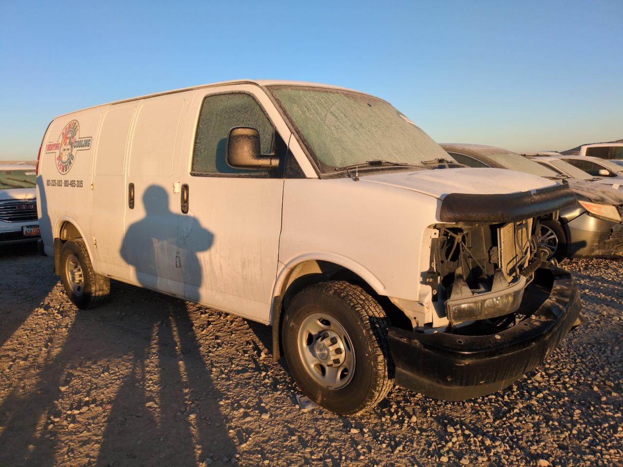 2015 GMC Savana - Image 4