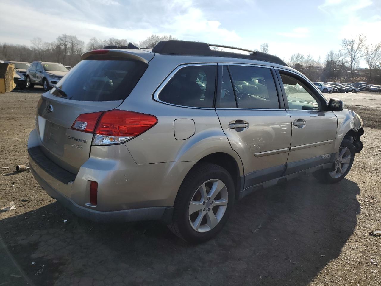 2014 Subaru Outback - Image 3