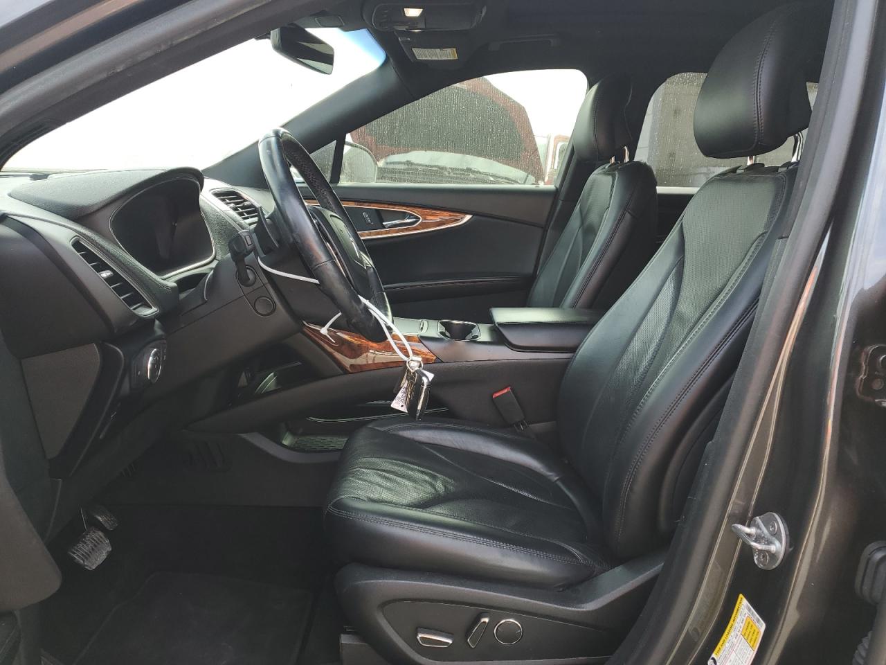 2019 Lincoln Nautilus - Image 7