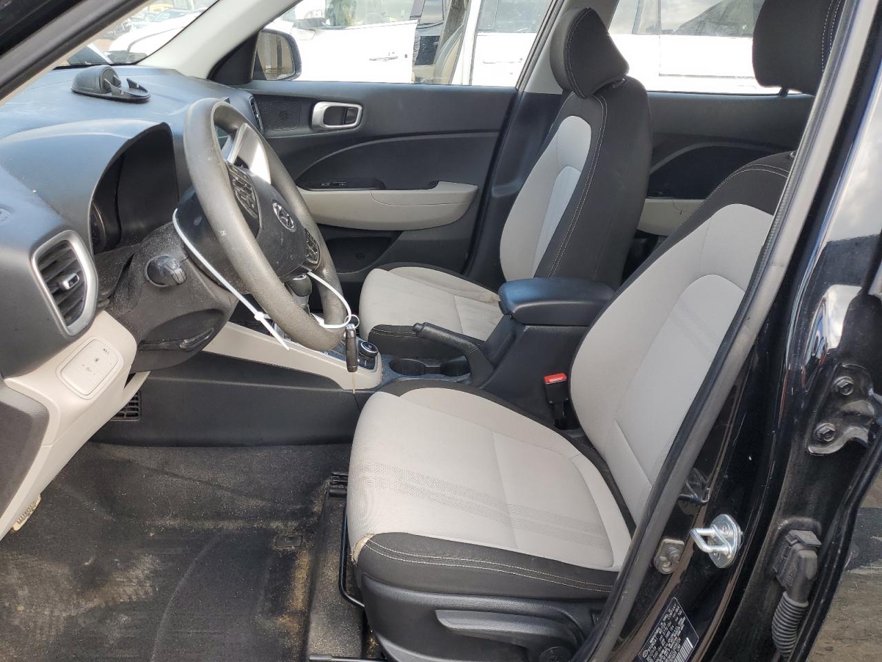 2020 Hyundai Venue - Image 7