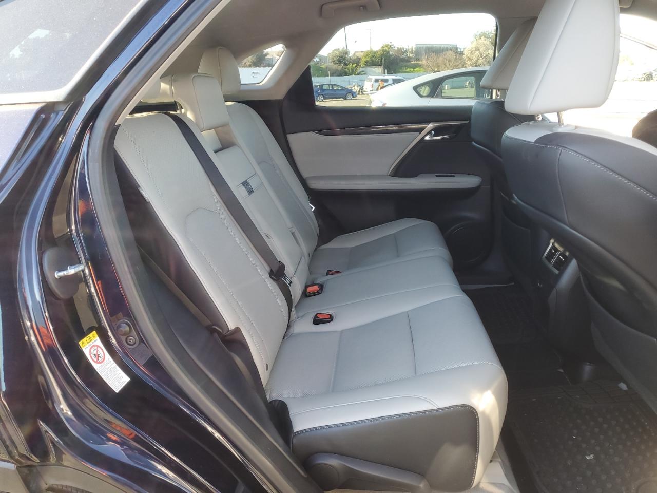 2017 Lexus RX - Image 11
