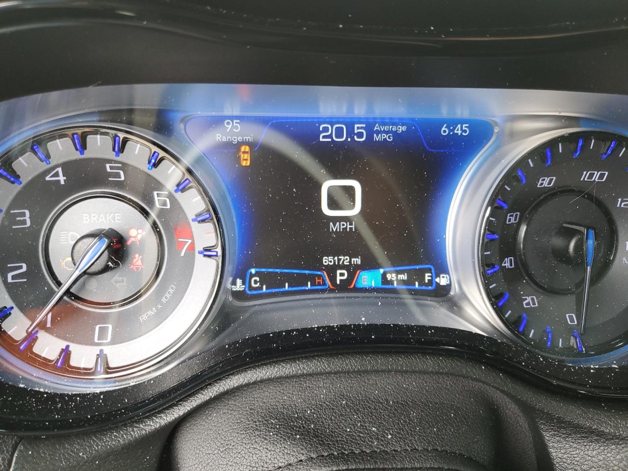 2019 Chrysler 300 - Image 9