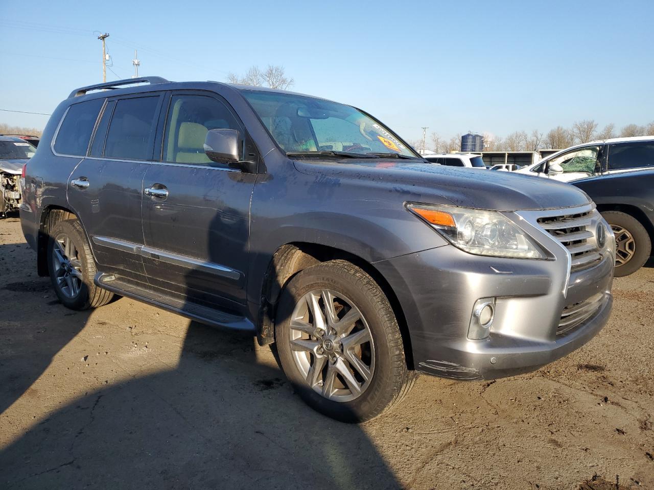 2013 Lexus LX - Image 4