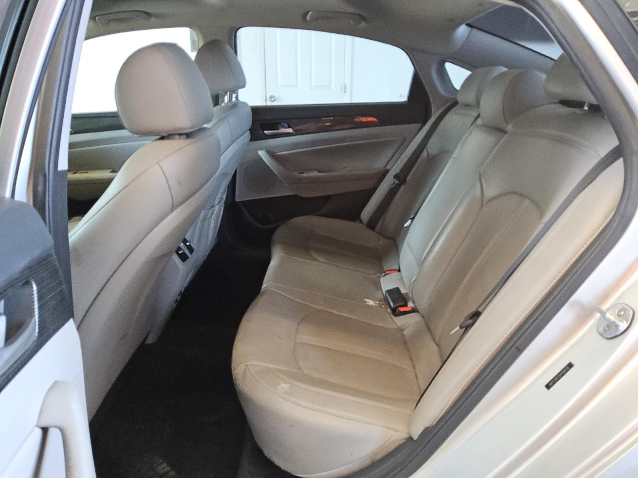 2018 Hyundai Sonata - Image 10