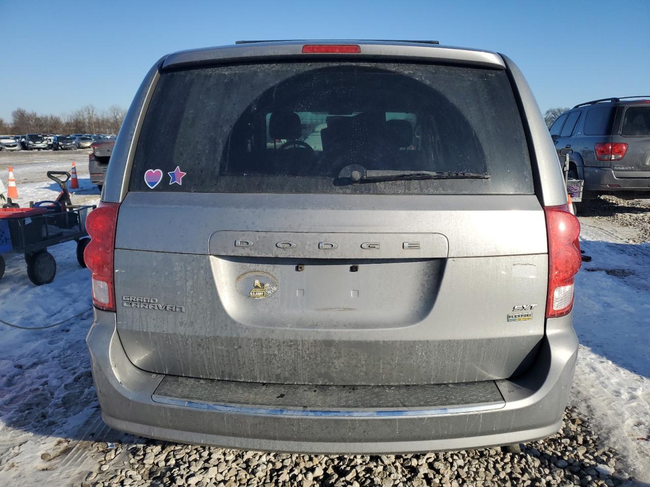 2014 Dodge Caravan - Image 6
