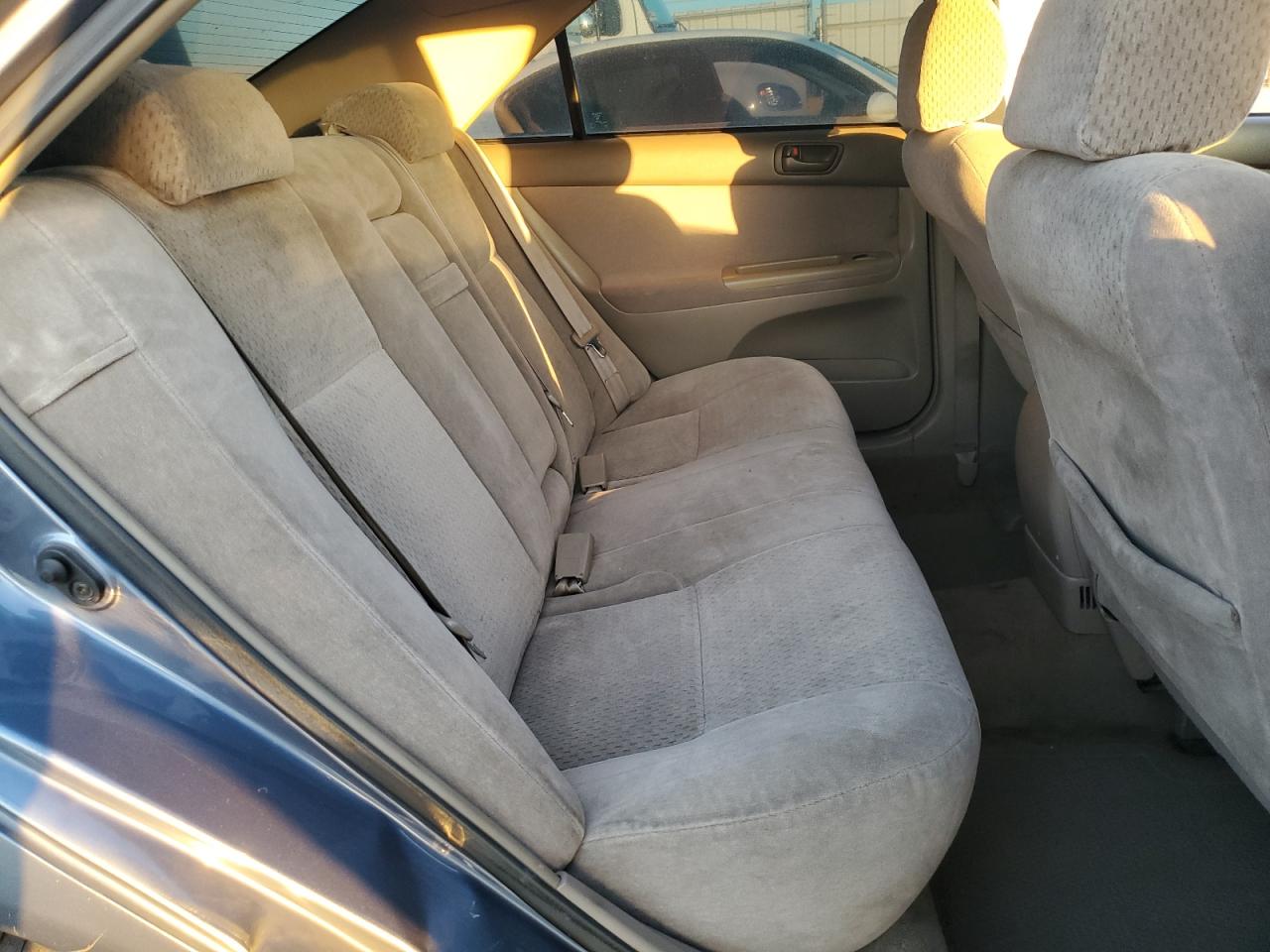 2003 Toyota Camry - Image 10