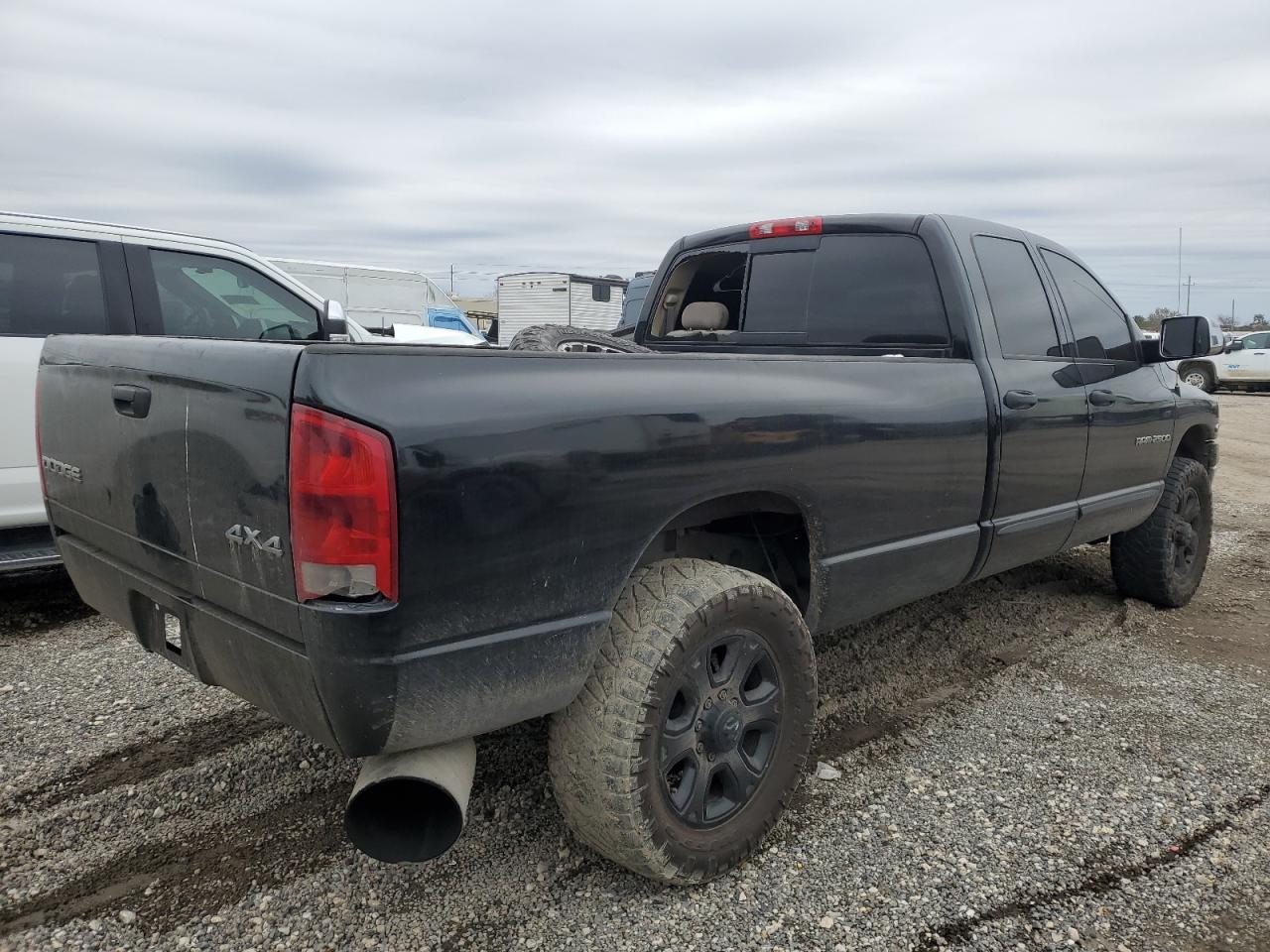 2005 Dodge RAM - Image 3