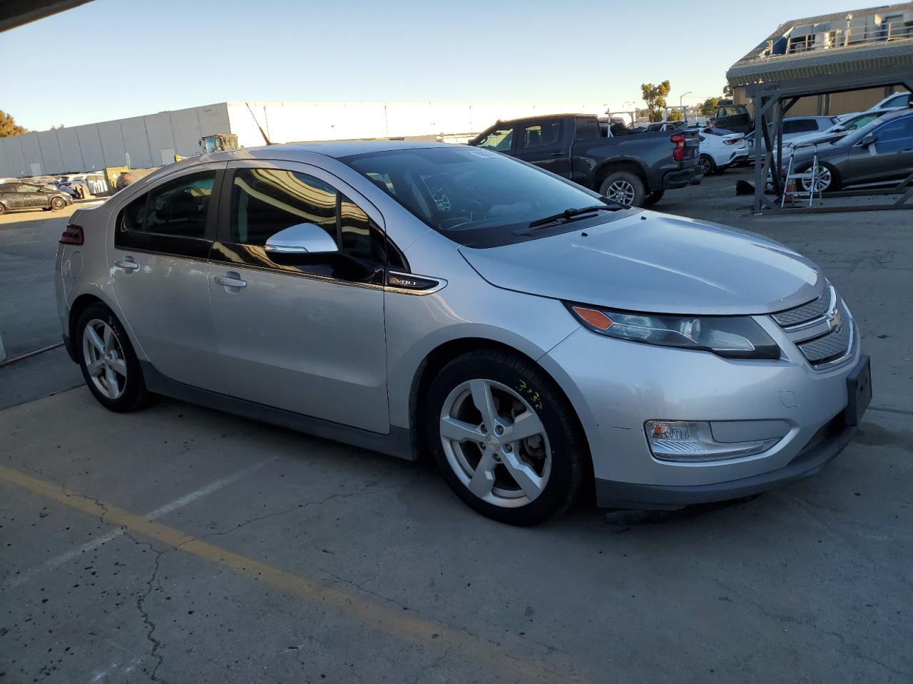 2013 Chevrolet Volt - Image 4