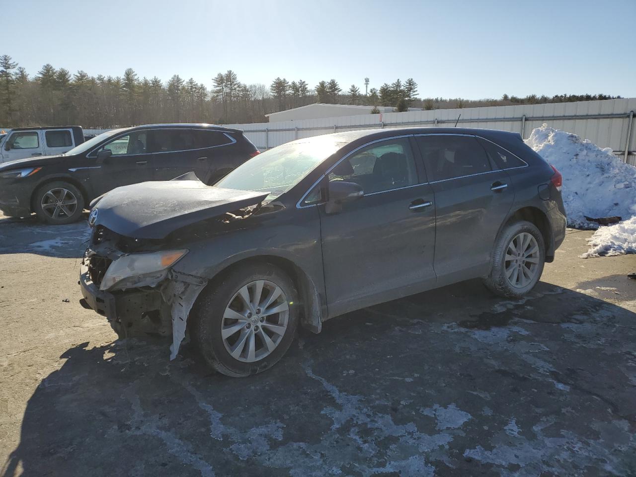 2015 Toyota Venza - Image 1