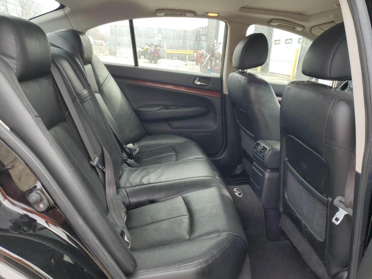 2009 Infiniti G - Image 10