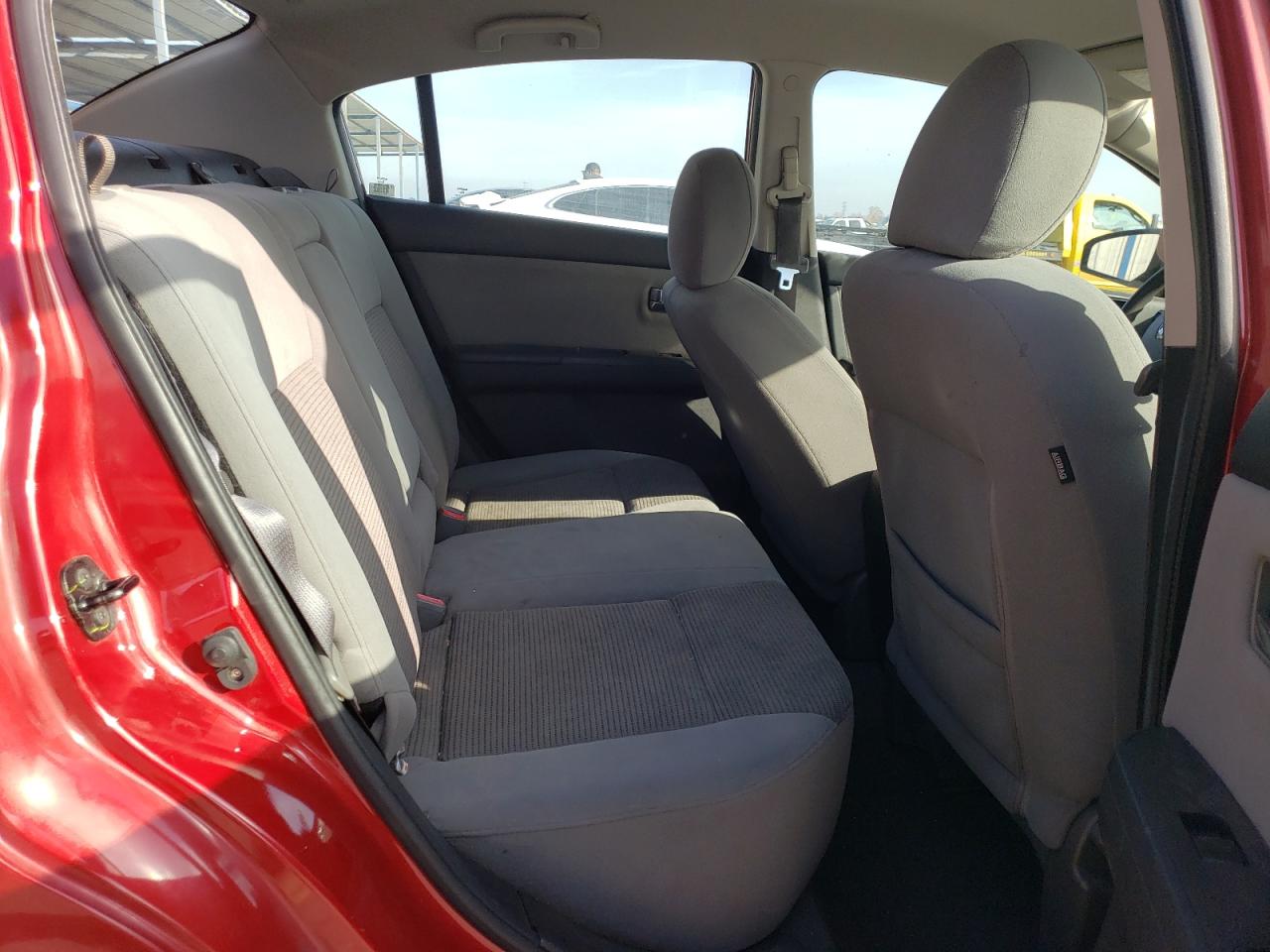 2012 Nissan Sentra - Image 11