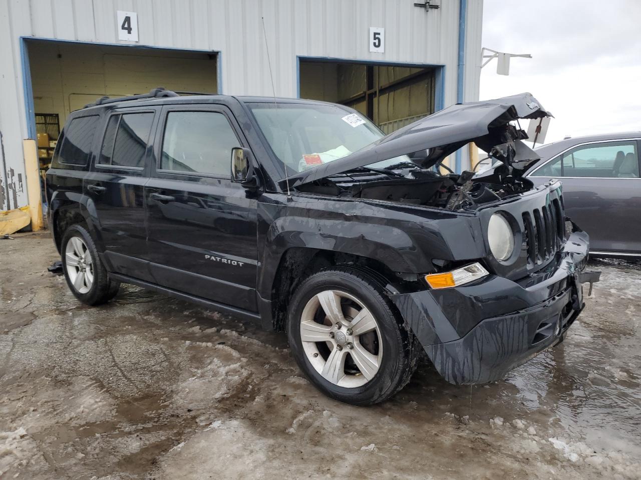 2011 Jeep Liberty (Patriot) - Image 4