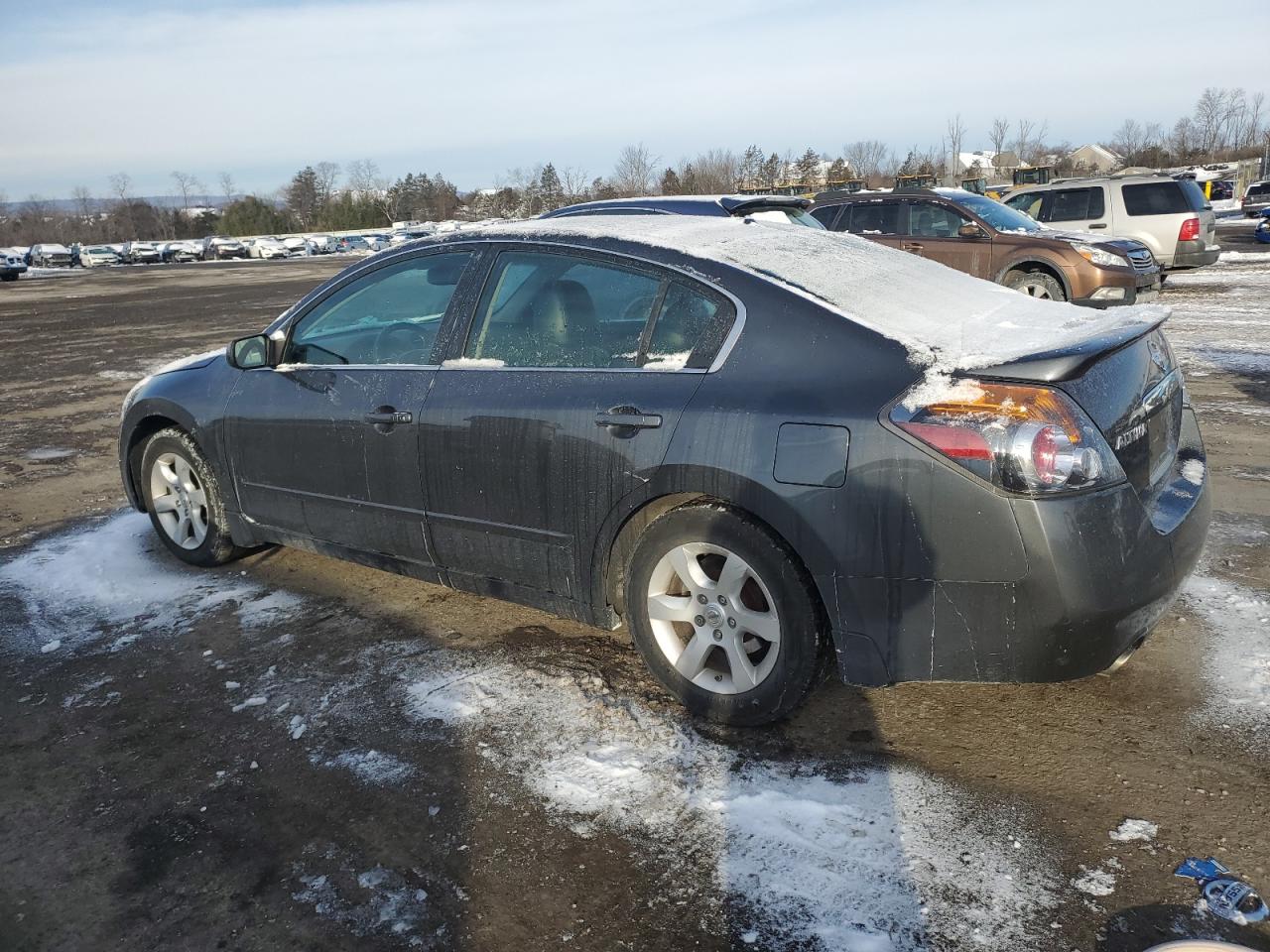 2009 Nissan Altima - Image 2