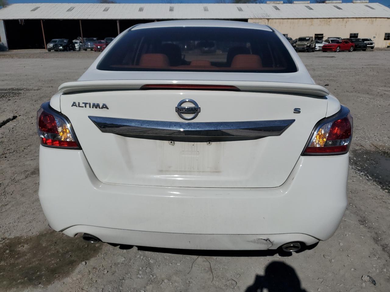 2015 Nissan Altima - Image 6