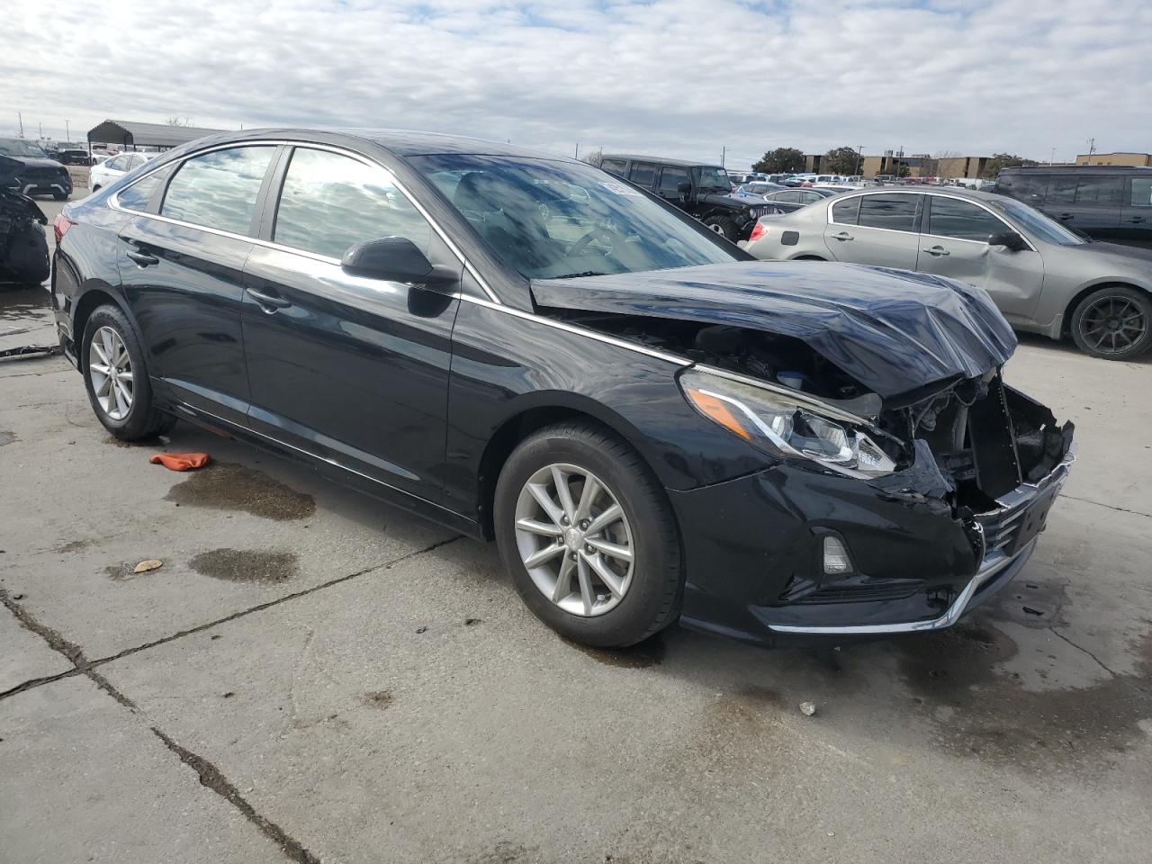 2018 Hyundai Sonata - Image 4