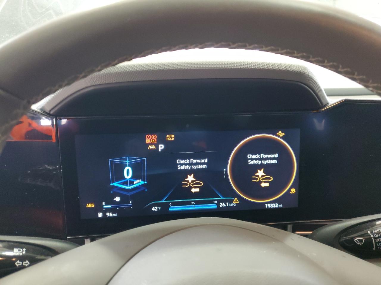 2023 Hyundai Elantra - Image 9