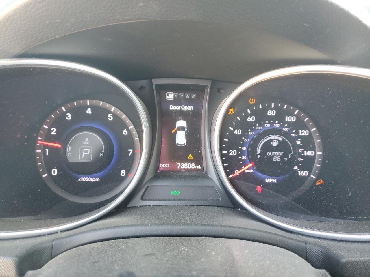 2016 Hyundai Santa Fe - Image 9