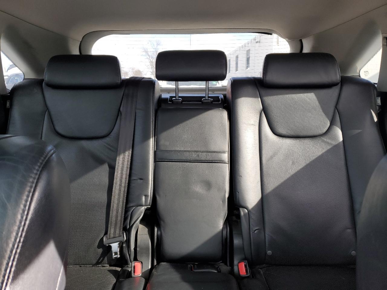 2010 Lexus RX - Image 10