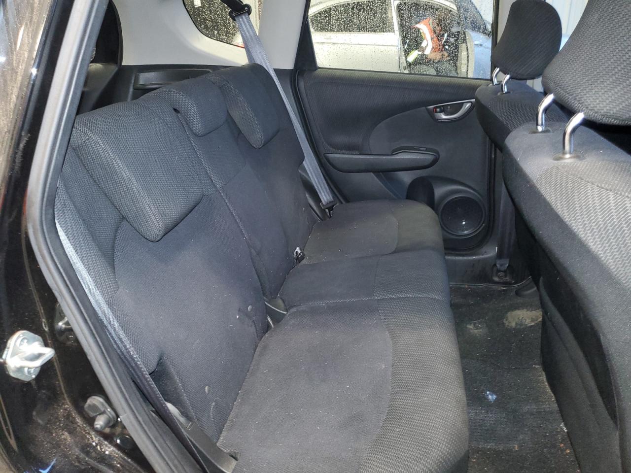 2012 Honda Fit - Image 10