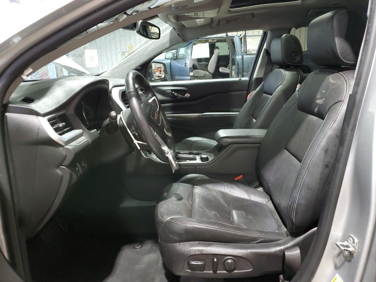 2017 GMC Acadia - Image 7