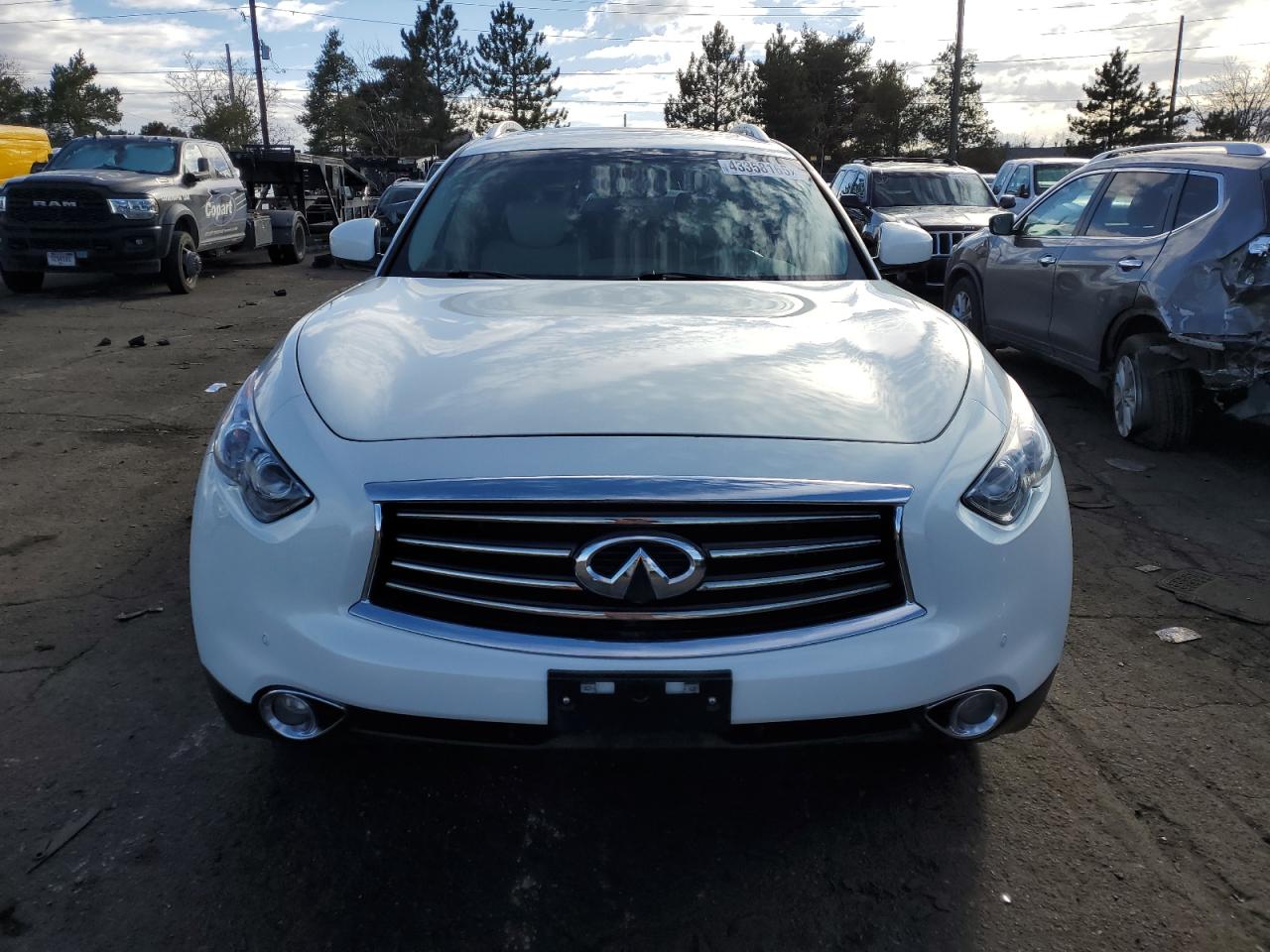 2014 Infiniti QX70 - Image 5