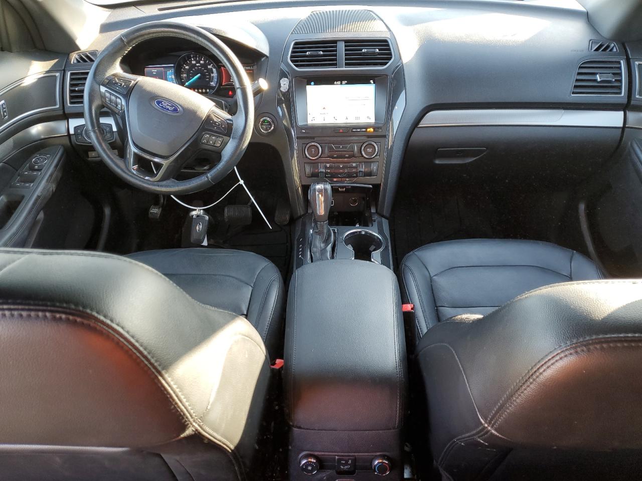 2018 Ford Explorer - Image 8