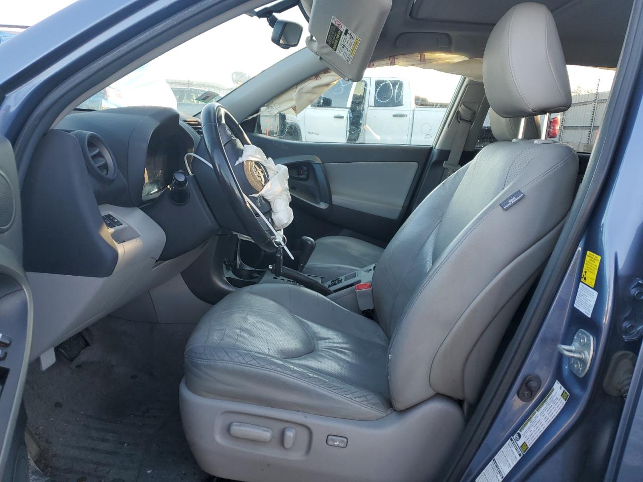 2010 Toyota RAV 4 - Image 7