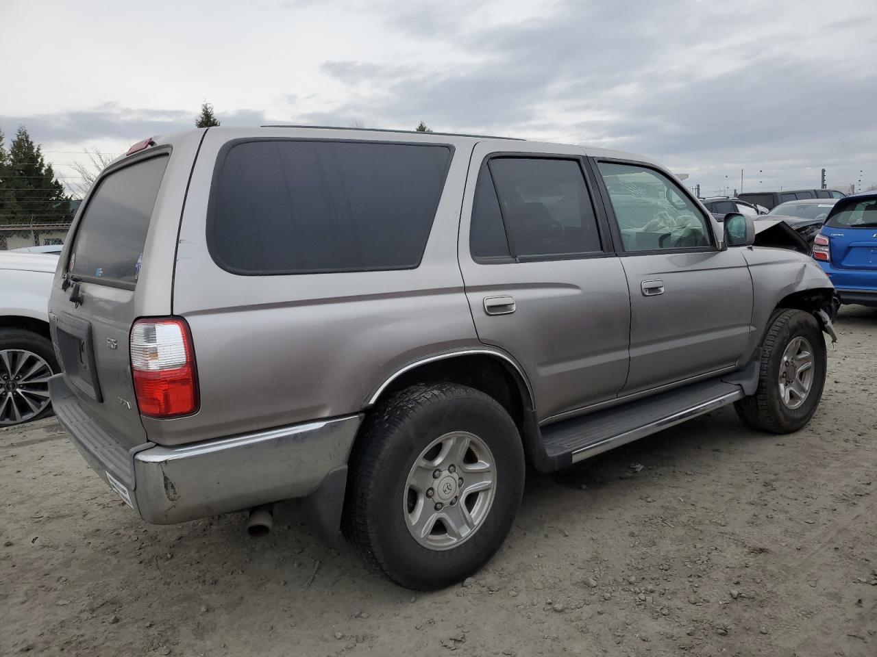 2001 Toyota 4Runner - Image 3