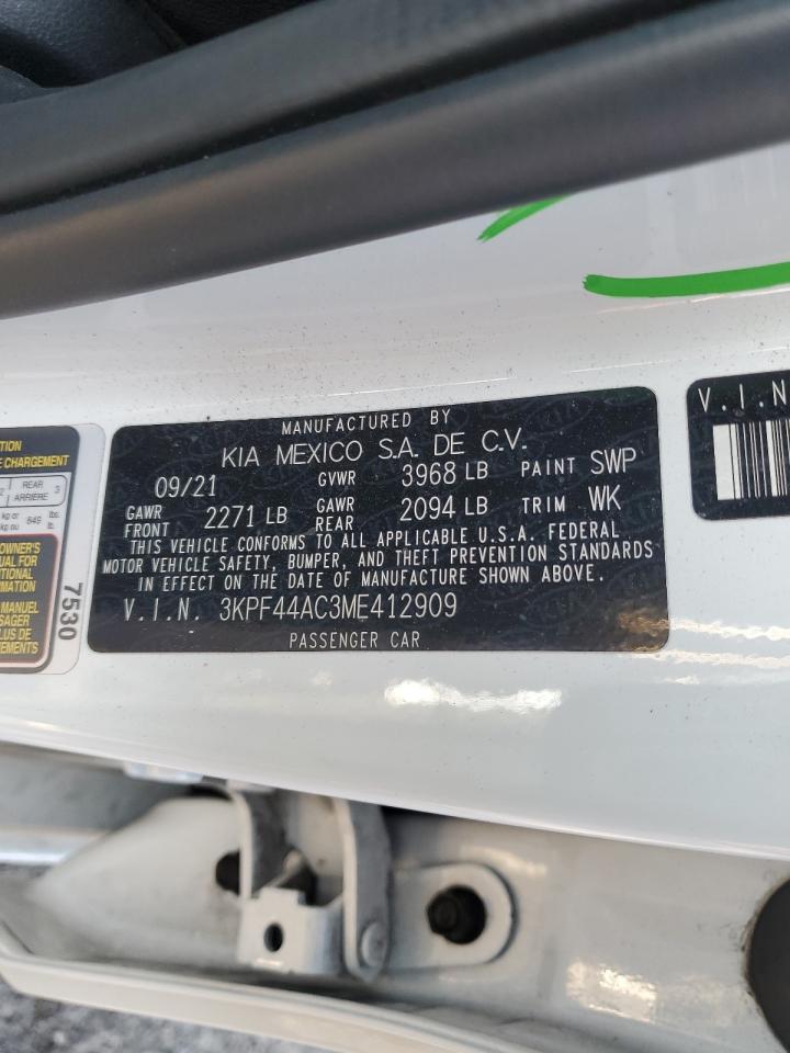 2021 Kia Forte - Image 13
