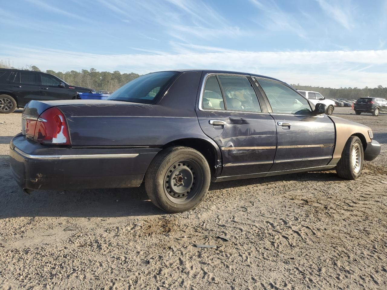1999 Mercury Grand Marquis - Image 3