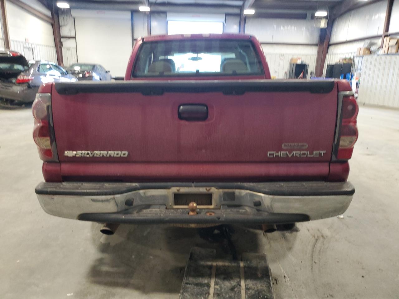 2004 Chevrolet Silverado - Image 6