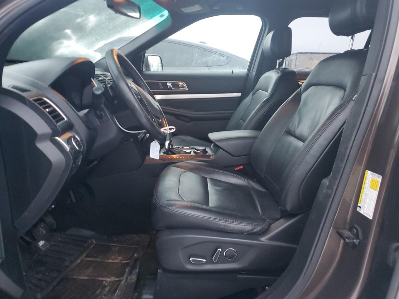2016 Ford Explorer - Image 7