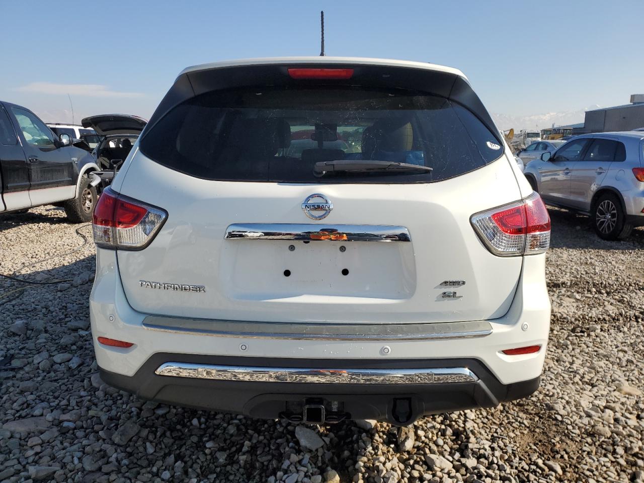 2014 Nissan Pathfinder - Image 6