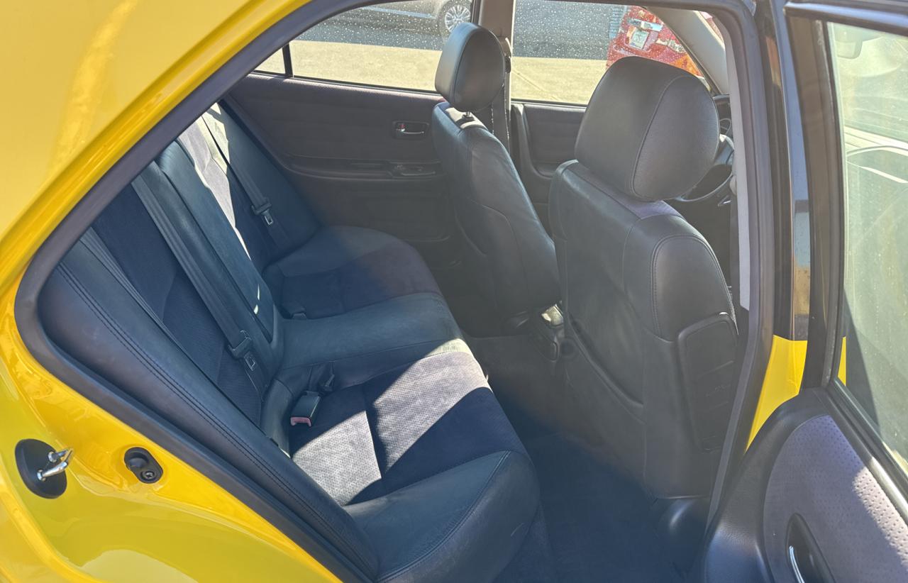 2001 Lexus IS - Image 6