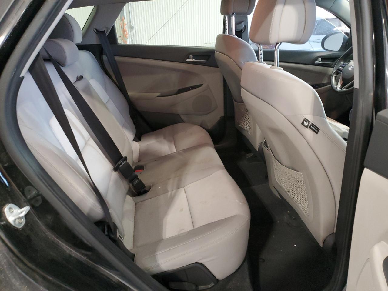 2017 Hyundai Tucson - Image 11