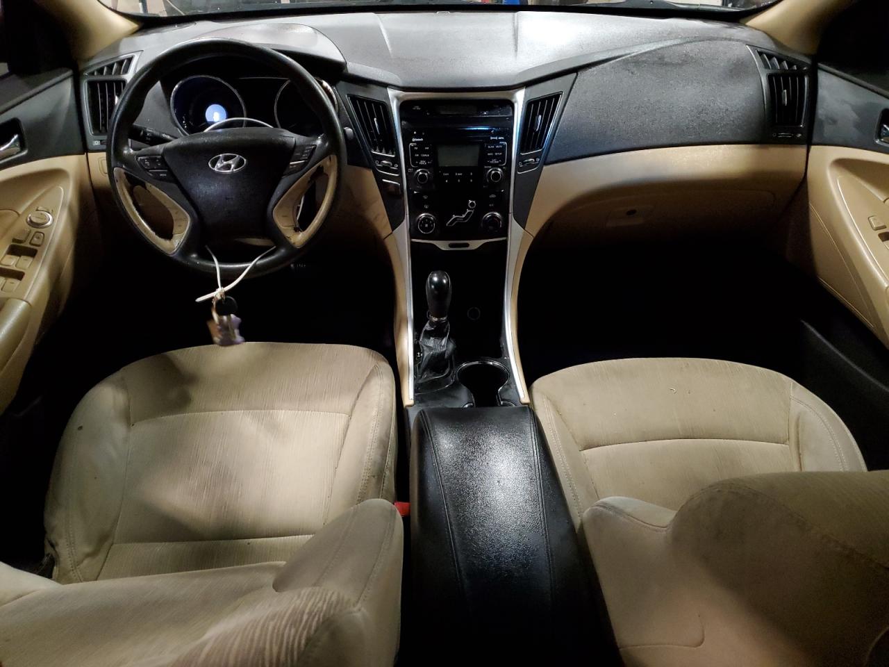 2011 Hyundai Sonata - Image 8
