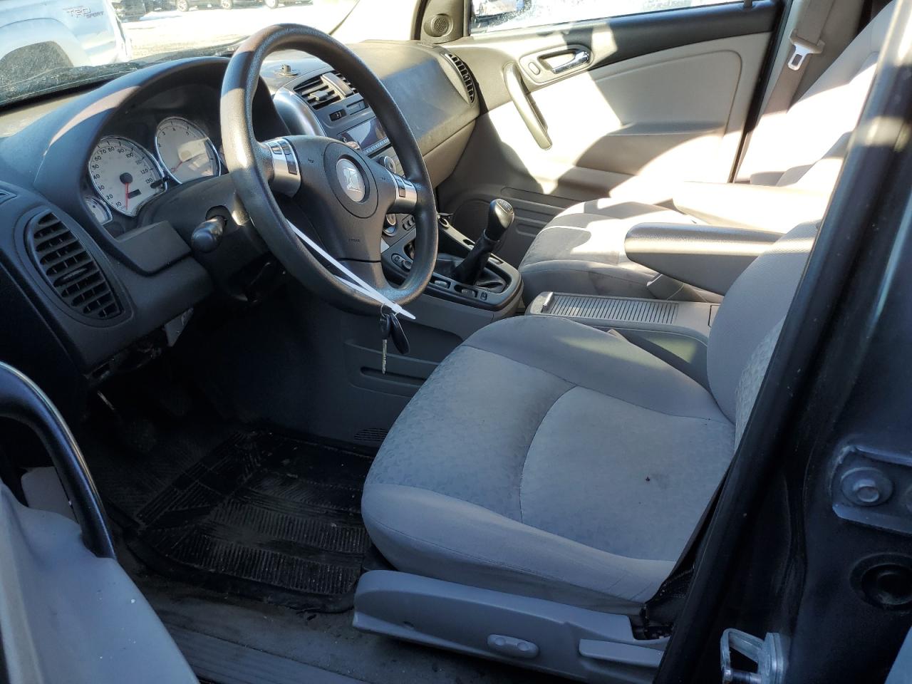 2006 Saturn VUE - Image 7