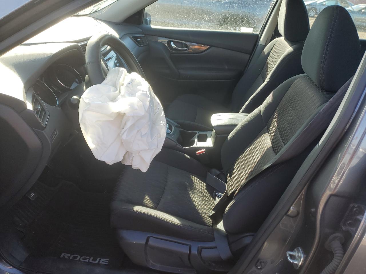 2017 Nissan Rogue - Image 7