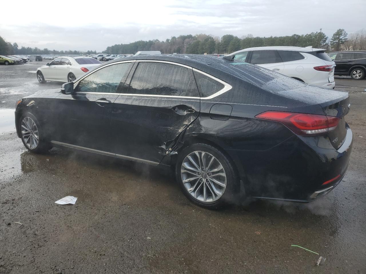 2015 Hyundai Genesis - Image 2